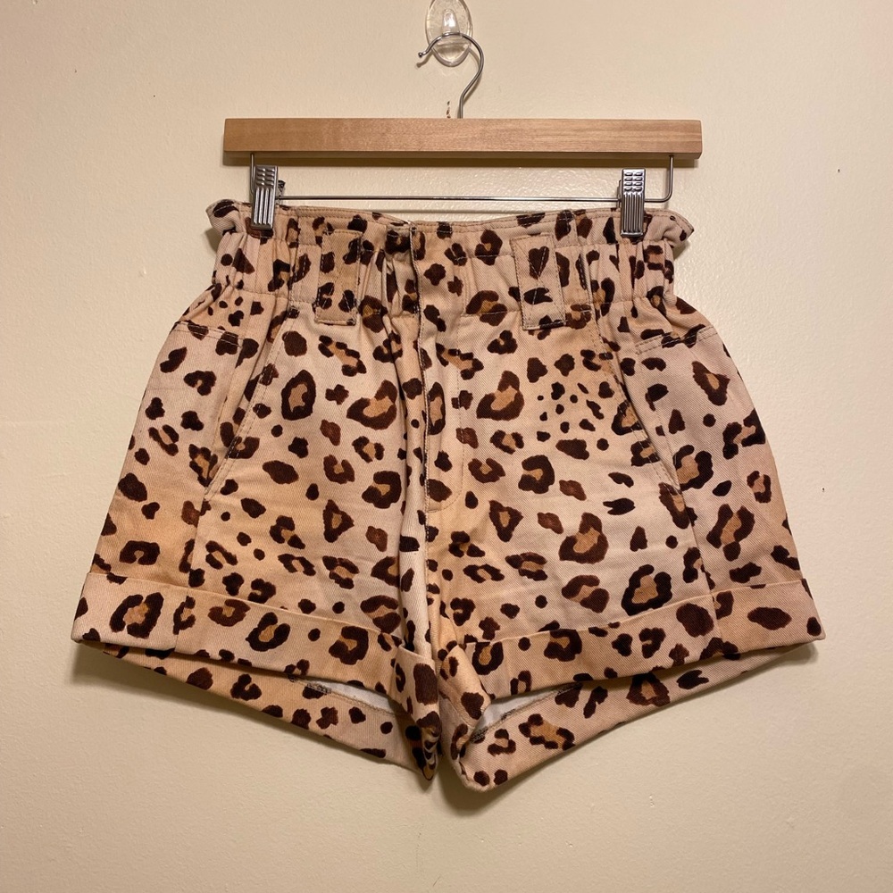 Animale Leopard Print Paperbag Shorts - Beige & Brown. Size 36
